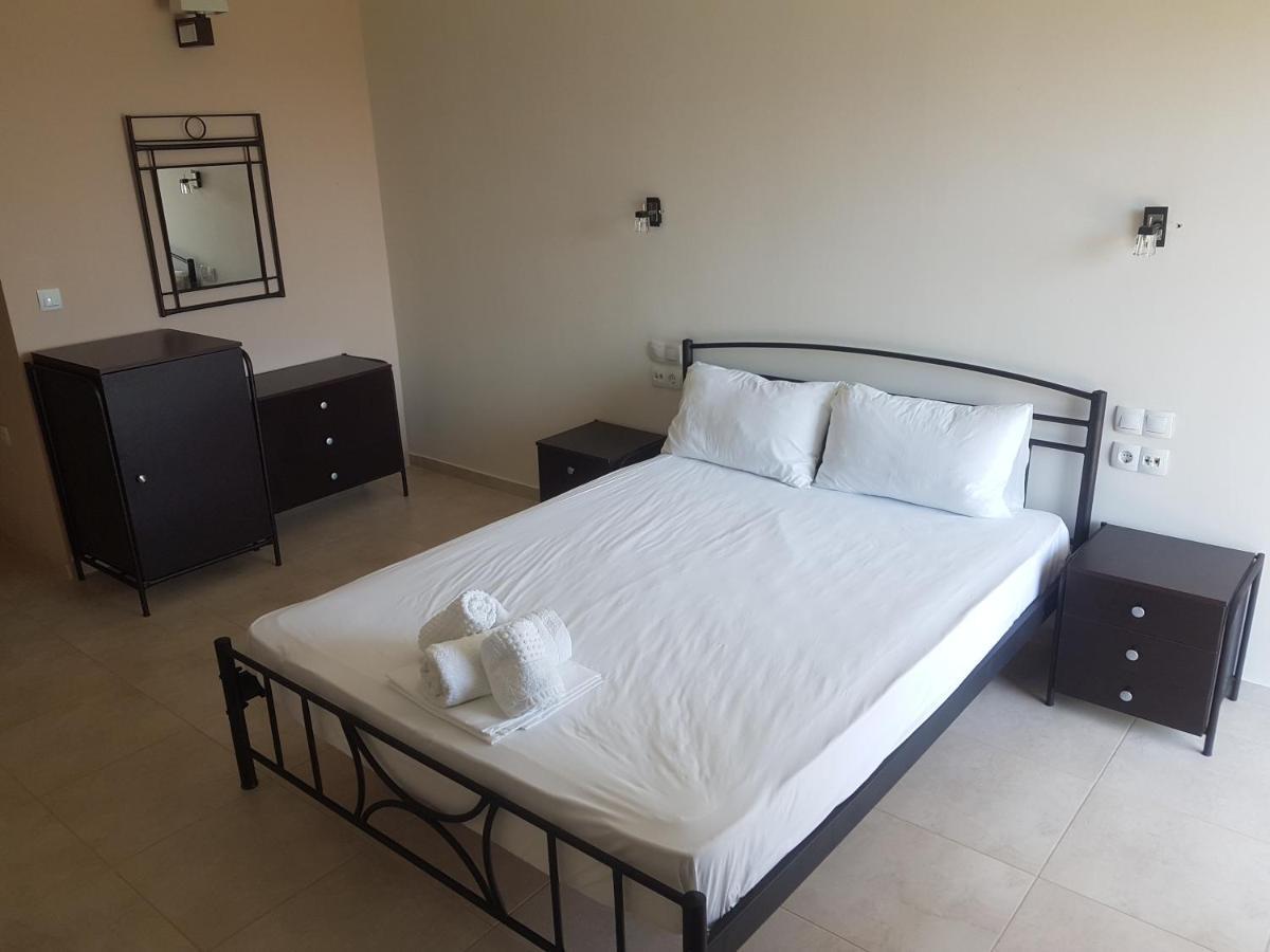 Ocean Hotel Resort Kastrosikia Ngoại thất bức ảnh