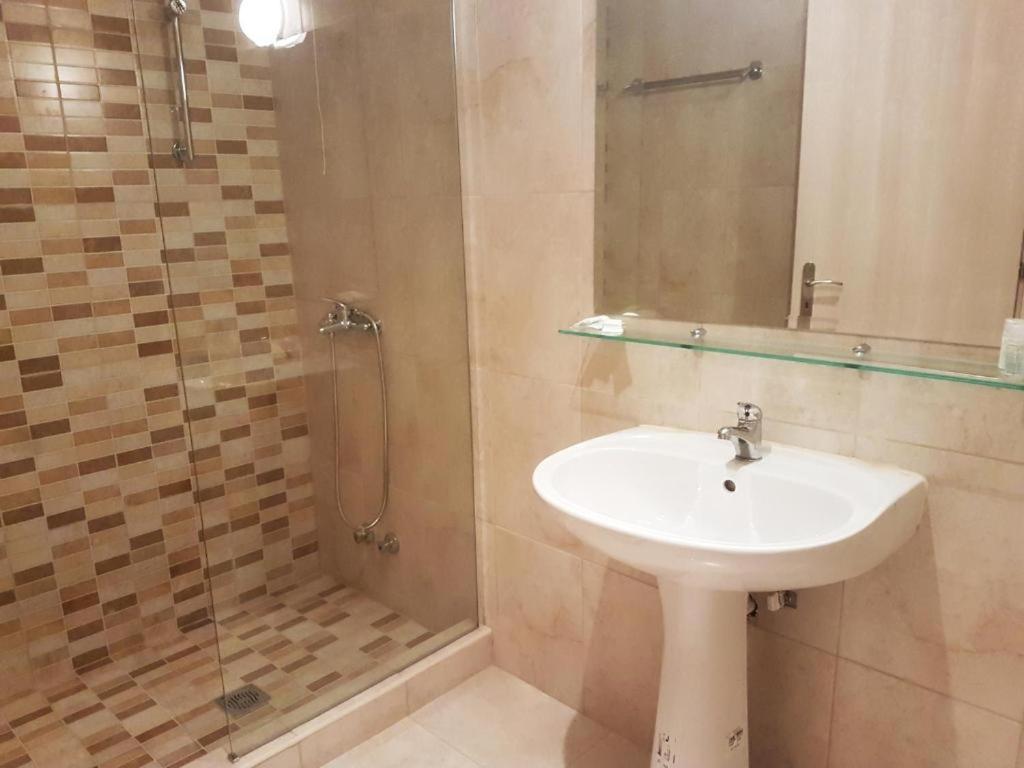 Ocean Hotel Resort Kastrosikia Ngoại thất bức ảnh