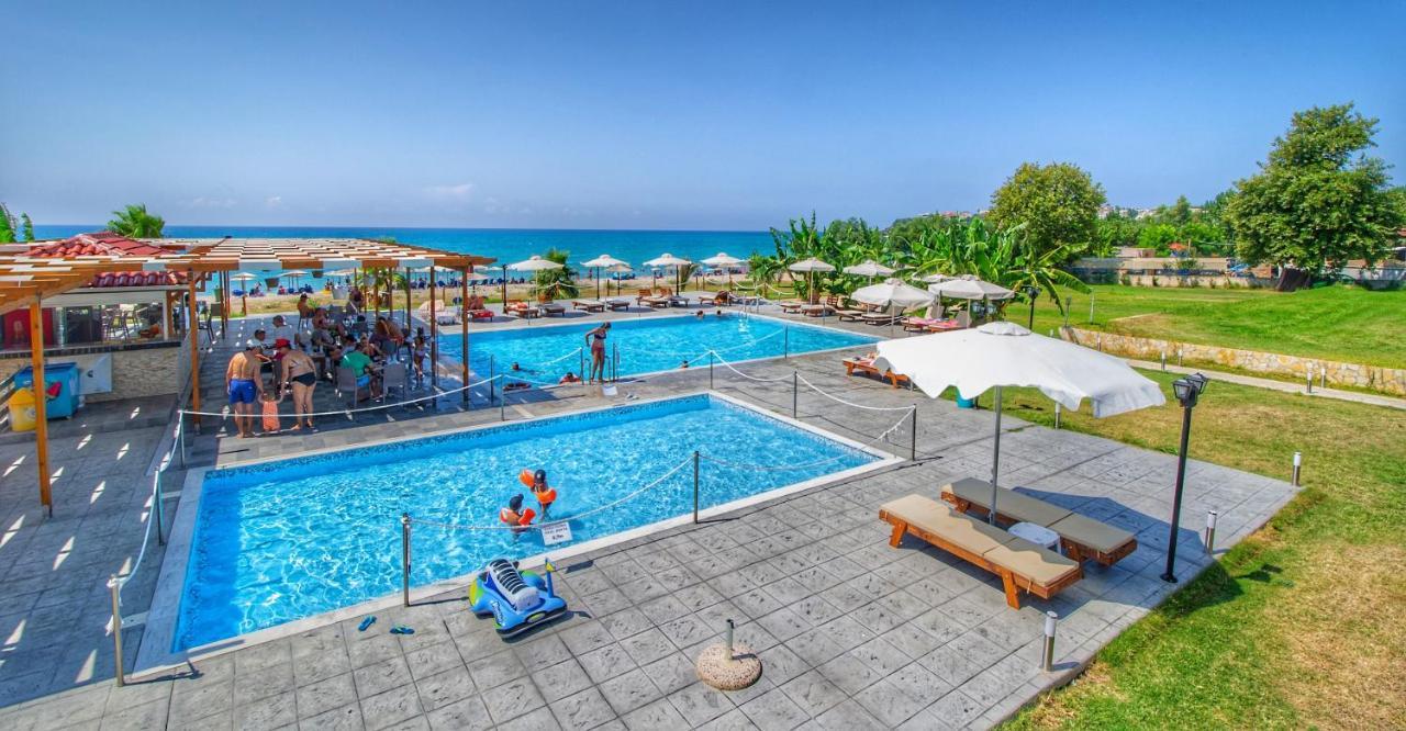Ocean Hotel Resort Kastrosikia Ngoại thất bức ảnh